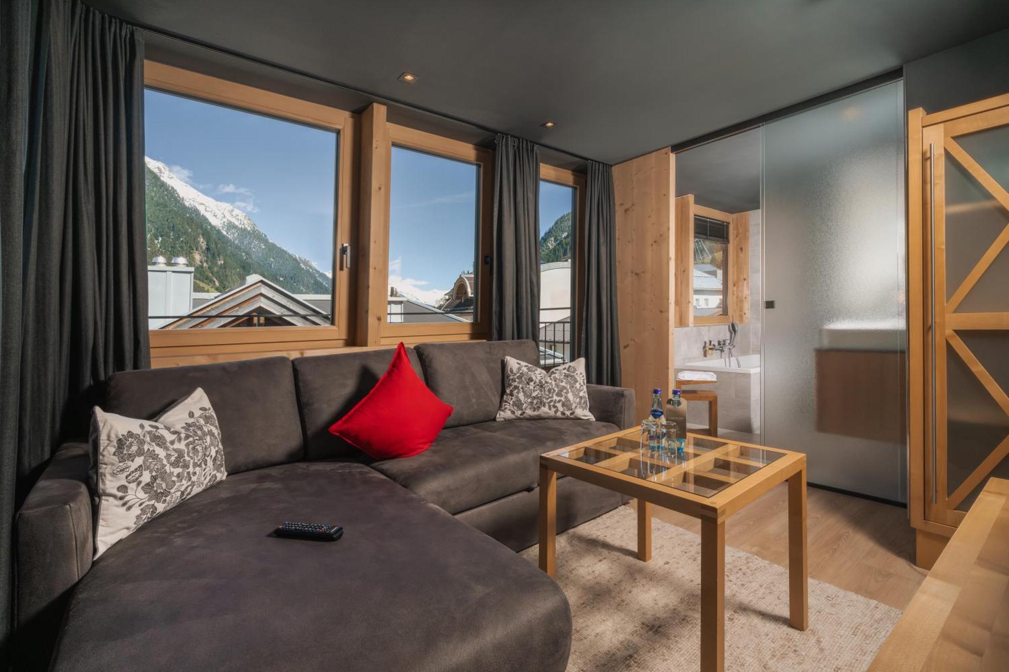 Hotel Goldener Adler Ischgl Eksteriør billede